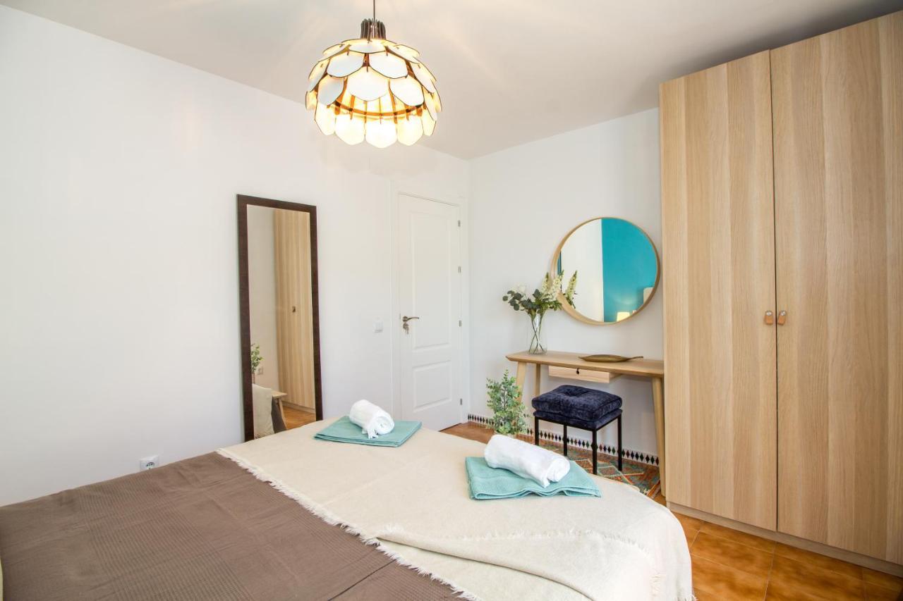 A Cozy And Elegant Townhouse Across The Beach Torre de Benagalbon Exterior foto