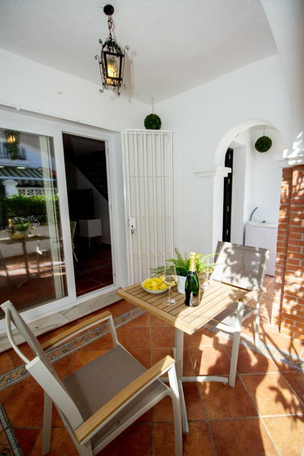 A Cozy And Elegant Townhouse Across The Beach Torre de Benagalbon Exterior foto