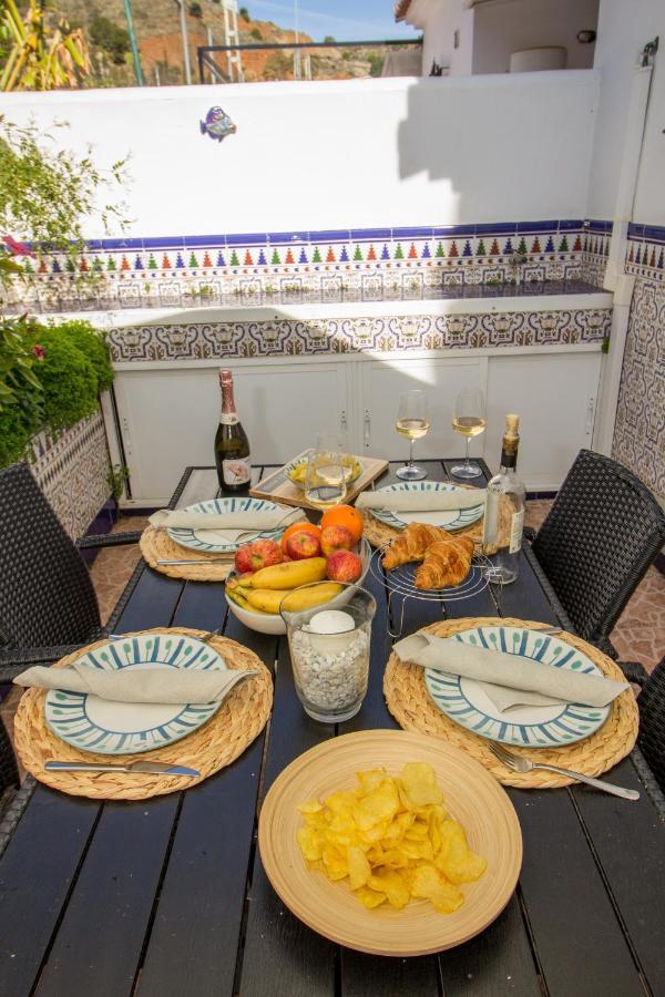 A Cozy And Elegant Townhouse Across The Beach Torre de Benagalbon Exterior foto